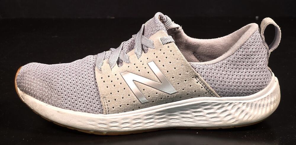 New Balance Women's Fresh Foam Sport Low-Top Grey Running Shoes Size 8 WSPTLG1